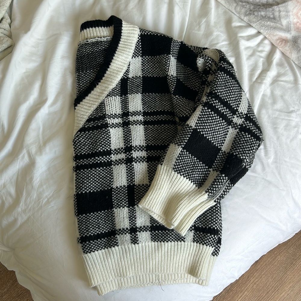 Medium Sweater